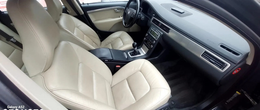 Volvo V70 cena 22900 przebieg: 235800, rok produkcji 2008 z Płońsk małe 436